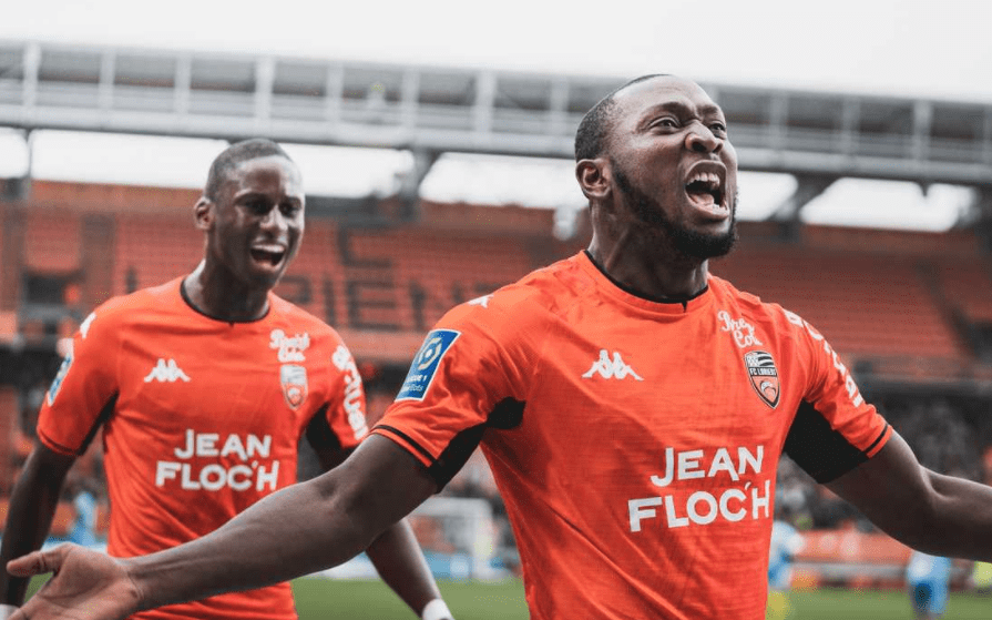 LOL直播平台清晨拉齐奥状态回暖——法甲节点到来，信心回归，轮换策略成焦点的简单介绍