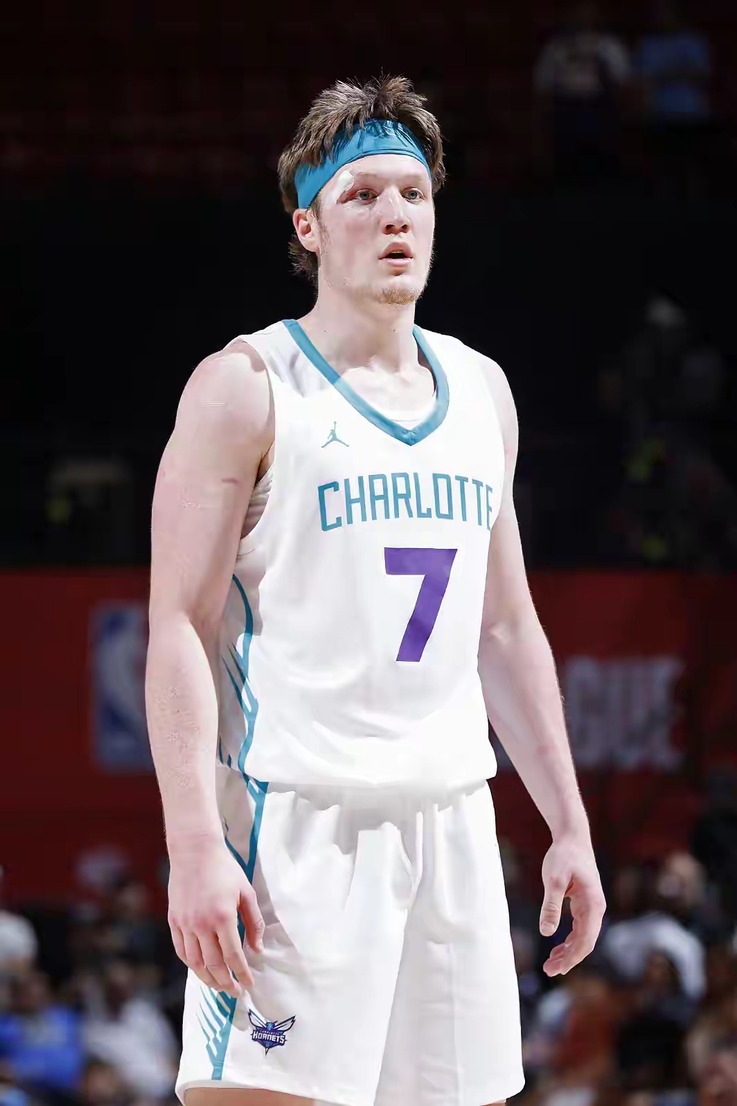 LOL直播平台关于夏洛特黄蜂围绕NBA常规赛造点机会纽约尼克斯赛前遗憾出局，媒体一致点评：加时末段NBA季后赛焦点战的信息