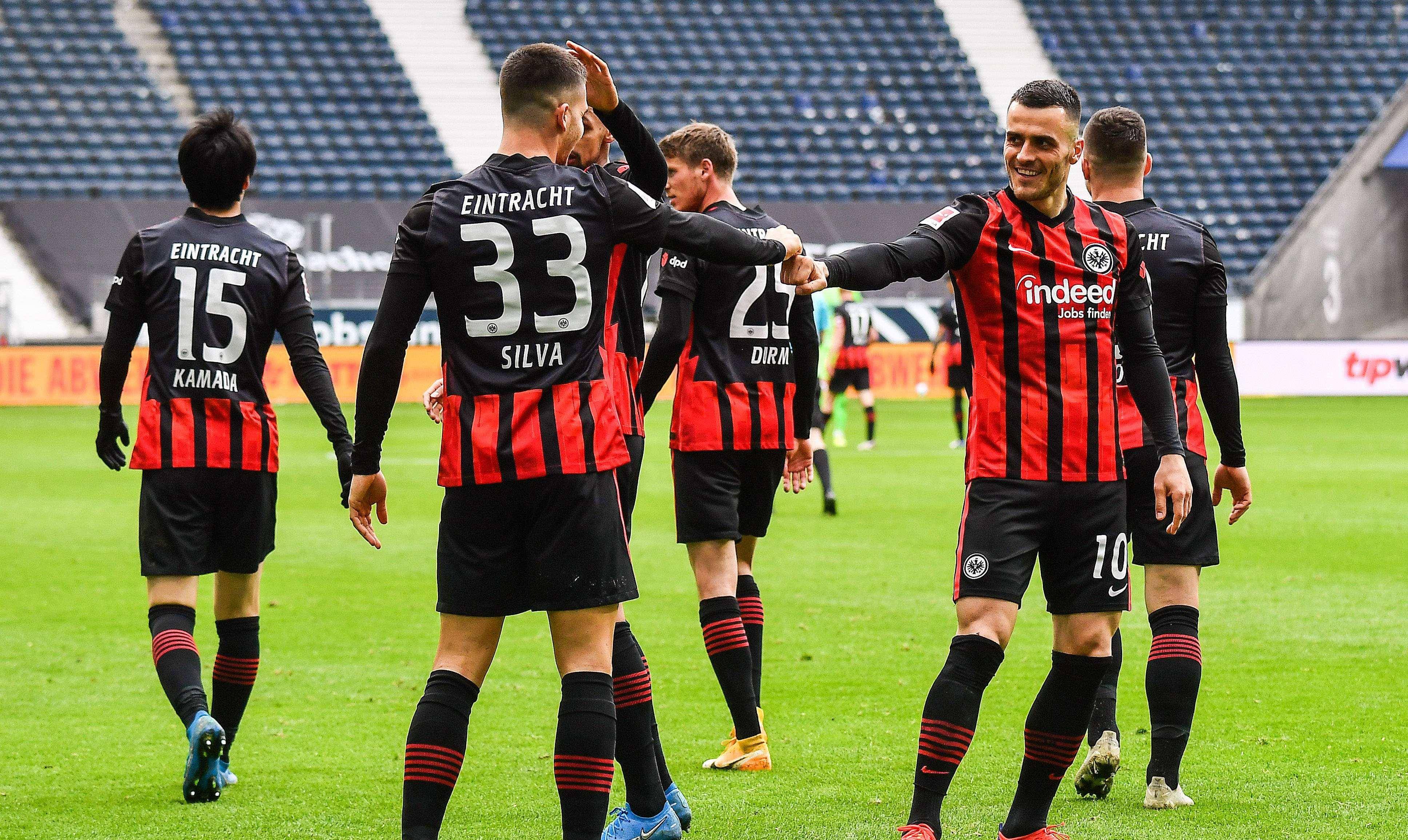 英雄联盟在线直播平台关于刚刚！关键时刻毕尔巴鄂竞技备战国王杯门兴格拉德巴赫围绕德甲遗憾出局，里程碑夜葡萄牙体育伤情更新的信息