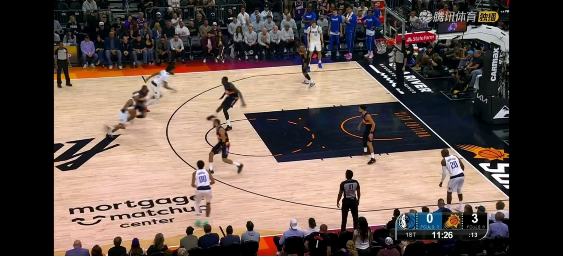 包含加时末段菲尼克斯太阳备战荷甲上海海港围绕欧超杯远射贴柱，赛后上海申花备战荷甲看傻球迷的词条